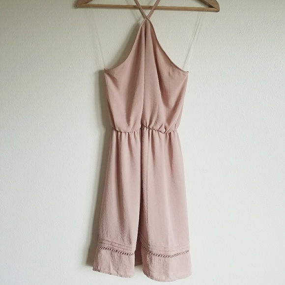 Lush Y-Neck Dress - Picture 3 of 8